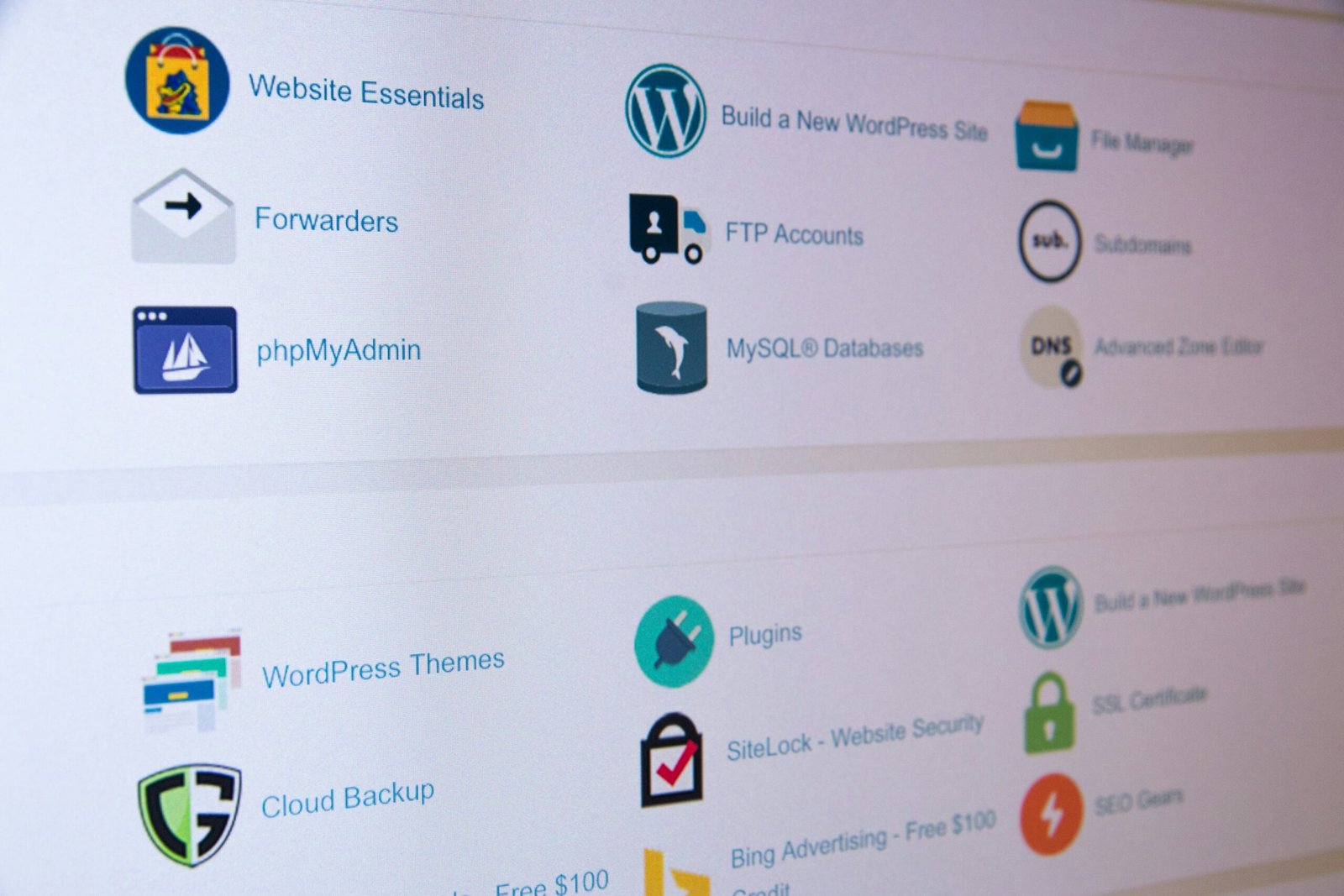 Are there any free backup plugins for WordPress? 7 Proven Picks